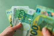 Loan offer between individuals from 5, 000 to 500, 000 euros.